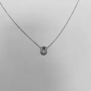 White gold color / O