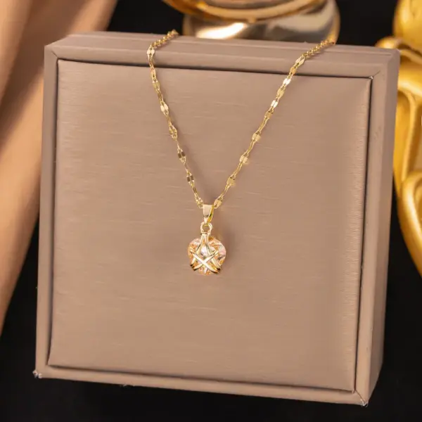 PVD Coated Real Gold Plated Star Heart Shape Flower Titanium Steel Sweet Classic Style Waterproof Non Tarnish Titanium Steel Pendant Necklace