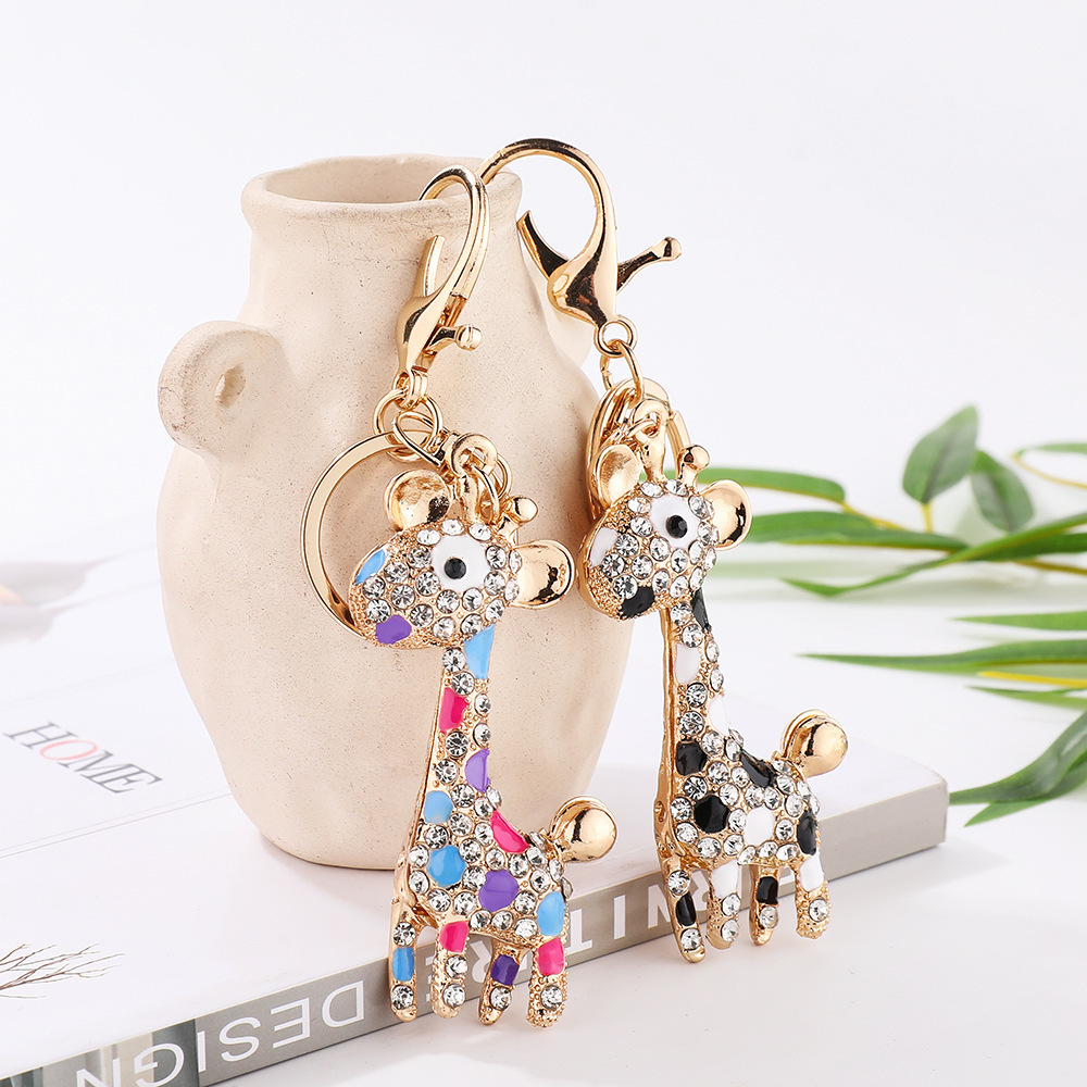 Wholesale Korean Creative Girae Keychain Cute Metal Bag Pendant Women's Crystal Diamond Small Animal Small Gift