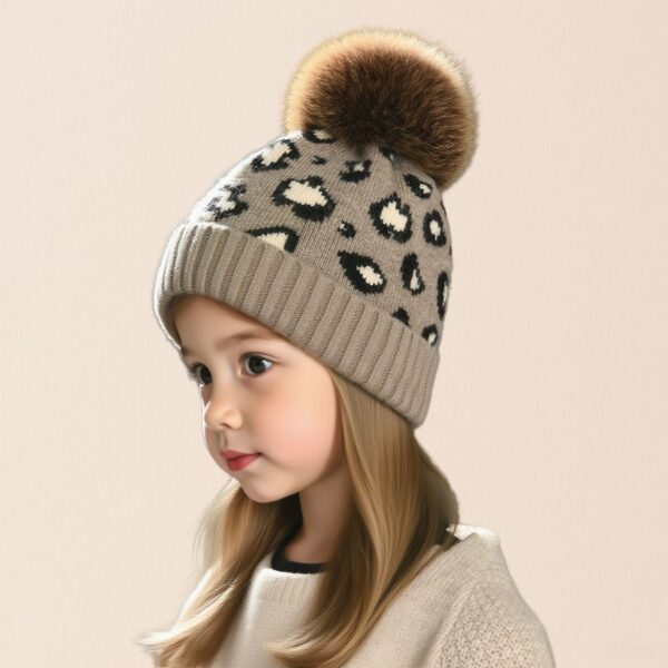 Wholesale Autumn/Winter Leopard Print Jacquard Pom-Pom Knitted Hat for Children
