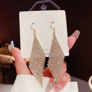 E0092 Gold and Silver Needle