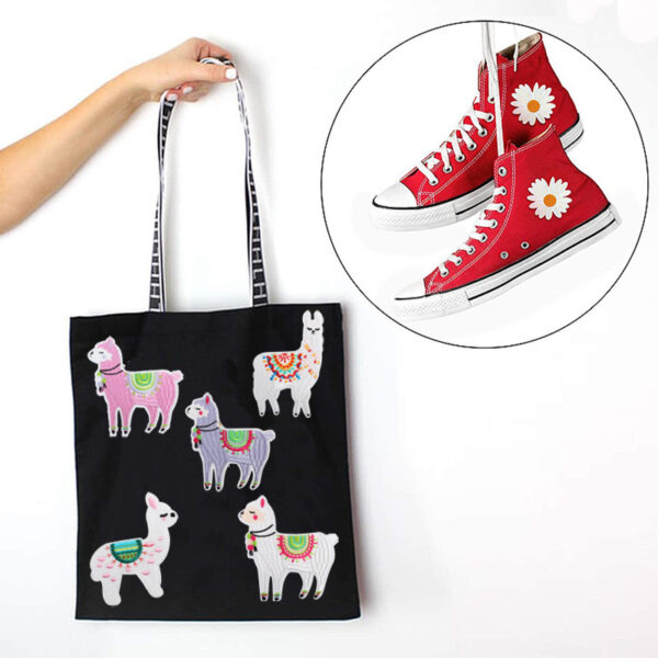 Wholesale Xiaotian cartoon alpaca embroidery cloth stickers clothes desert camel patch stickers computer embroidery Zhang Zi embroidery subsidies