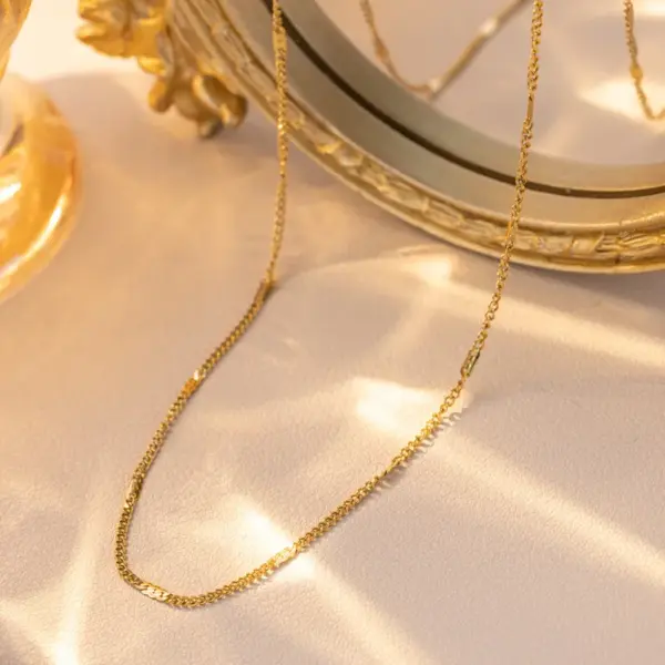 Wholesale Fashionable Titanium Steel Basic Chain Necklace Women's Simple Luxury Stainless Steel Chain Accessory Set Collection