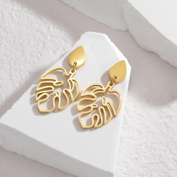 Wholesale 304 Stainless Steel Leaf PVD Coated Stone-Free 18K Real Gold Plated 18K Gold Elegant Waterproof Non Tarnish Hollow Out Gold Silver Earrings
