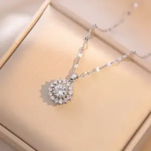 X0132 Steel Zircon Rotating Necklace