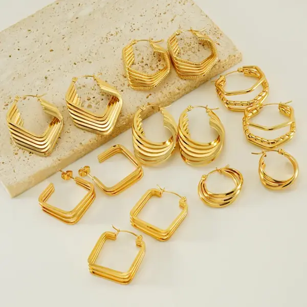 Wholesale 1 Pair Elegant U Shape Plating Stainless Steel Titanium Steel 18K Gold Plated Earrings