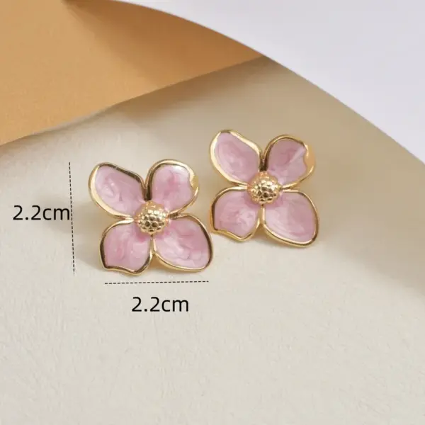 Wholesale Ion Plating (IP) Flower 304 Stainless Steel Casual Pastoral Simple Style Waterproof Non Tarnish Ear Studs