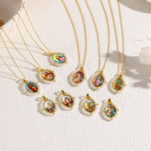 Wholesale Retro Copper Plated 18K Hand-woven Pearl Necklace Pendant Women's Oval Figure Madonna Pendant Jewelry