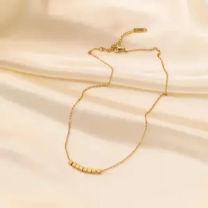Qyh366 Eight Square Necklace / Gold