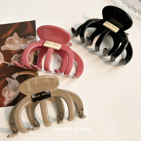 Wholesale Juneng color large hair clip acrylic hairpin women's high-grade fashion shark clip large hair clip all-matching