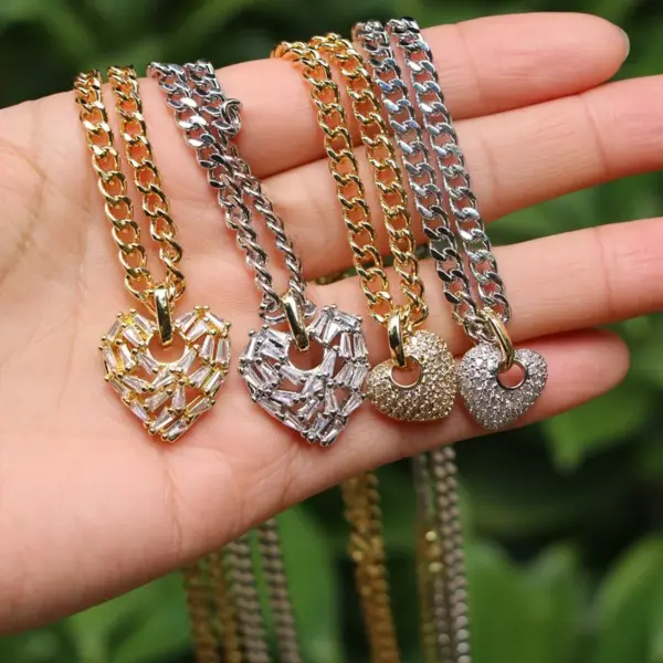 Wholesale Fashion Heart Copper Pendant Necklace In Bulk