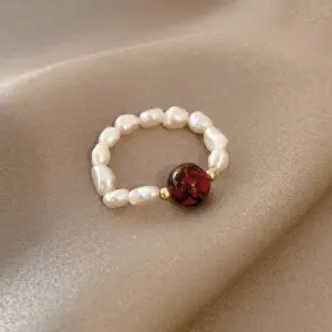 J484 Red / Adjustable Opening