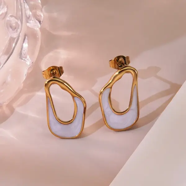 304 Stainless Steel Asymmetrical Irregular Electroplating Golden Plated Elegant Simple Style Waterproof Non Tarnish Asymmetrical Hoop Earrings