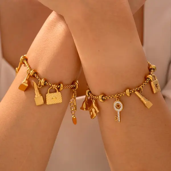 Wholesale 304 Stainless Steel Key Lock PVD Coated 18K Real Gold Plated Real Gold Plated Casual Luxurious Modern Style Waterproof Non Tarnish Bracelets