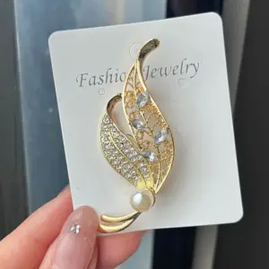 XZ0122-2 Leaves Kc / Gold