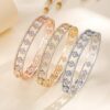 Wholesale Cross-border popular diamond-encrusted four-leaf clover bracelet, fashionable and exquisite bangle, European and American jewelry.