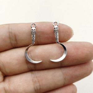 oly-d19c22631de5243e5c7eba33a042aa0a Wholesale ccessories sword weapon machete pendant pendant