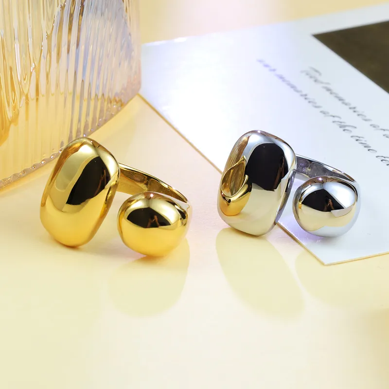Wholesale 304 Stainless Steel Round Dots PVD Coated 18K Real Gold Plated Vintage Style Simple Style Roman Style Waterproof Non Tarnish Handmade Plating Gold Rings