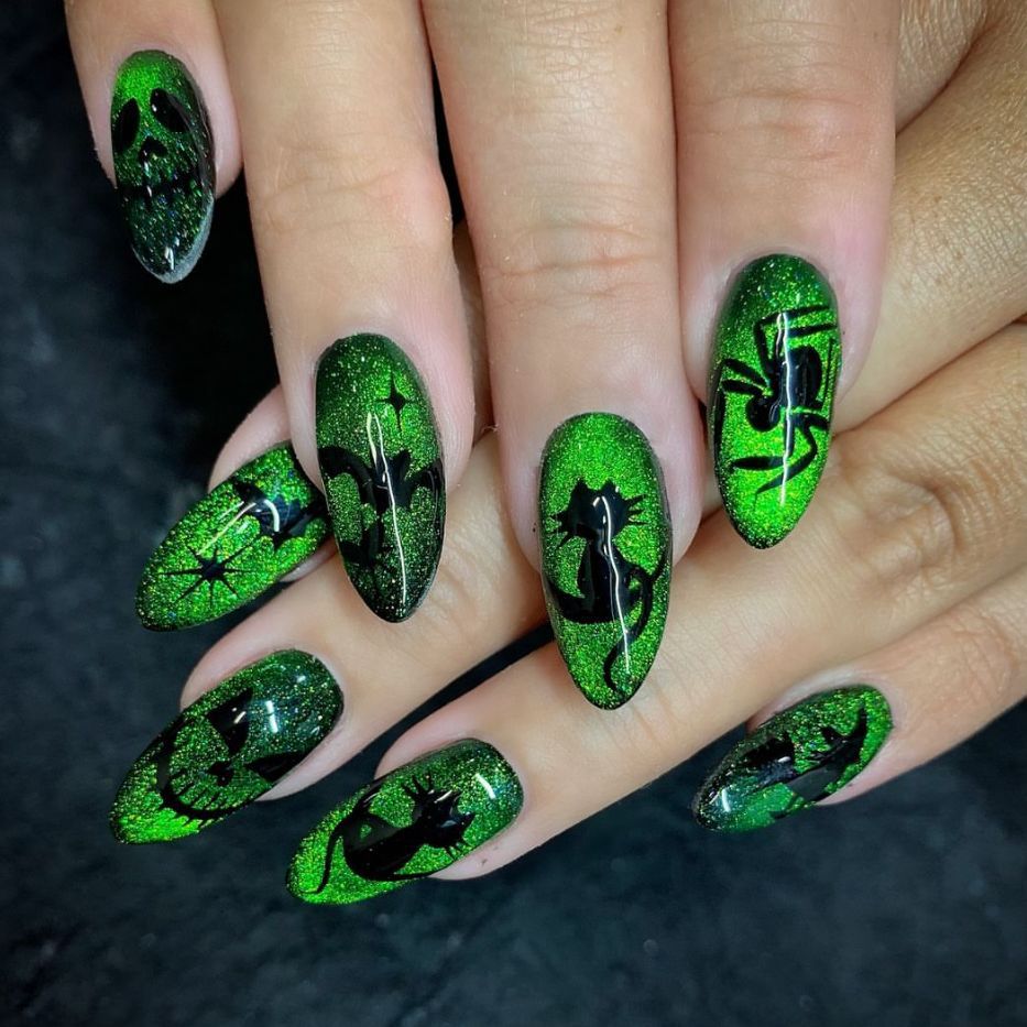 Wholesale fluorescent green devil almond false nails wear nail tips