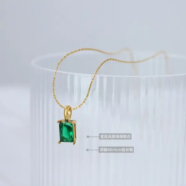 Wholesale PVD Coated Real Gold Plated 18K Gold Geometric 304 Stainless Steel Ethnic Style Waterproof Non Tarnish 304 Stainless Steel Pendant Necklace