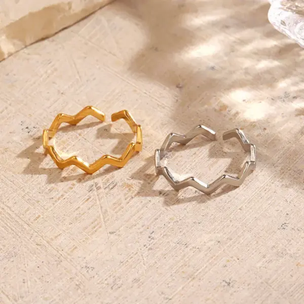 Wholesale Ion Plating (IP) 18K Gold Plated Waves Lines 304 Stainless Steel Elegant Glam Hip-Hop Waterproof Non Tarnish Open Rings