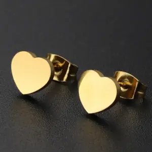 003 / Gold