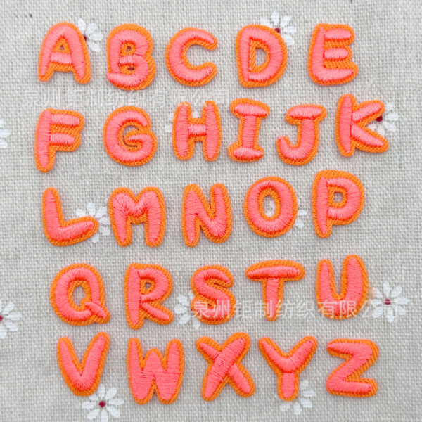 Wholesale Factory Direct Sales 1.6cm Mini Alphanumeric Cloth Patch with Adhesive Backing Embroider Colorful Patch Ironing Patch