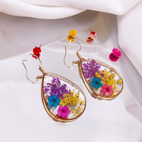 Wholesale Drop-shaped natural dried flower earrings ins fresh real flower gold foil earrings rose Pearl real flower earrings for women