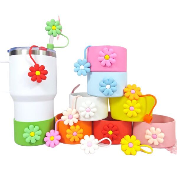 oly-d2fd1804d83e49ba49d0222dc0dfdfbb Wholesale Selling silicone insulated c sles, flower-decorated c holders, straw caps, and straws.