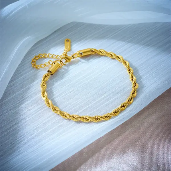 Wholesale PVD Coated 18K Gold Plated Twist 304 Stainless Steel Punk Waterproof Non Tarnish 304 Stainless Steel Bracelets