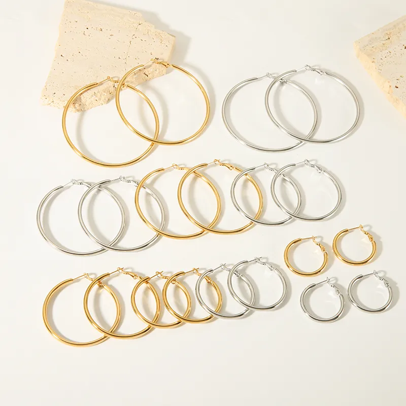 Wholesale PVD Coated Real Gold Plated 18K Gold Solid Color 304 Stainless Steel Simple Style Waterproof Non Tarnish Hoop Earrings