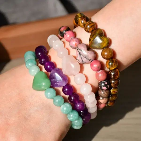 Wholesale Casual Heart Shape Natural Stone Beaded Chain Bracelets In Bulk