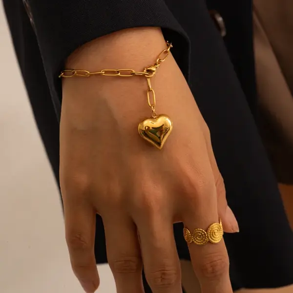 Wholesale PVD Coated Real Gold Plated Heart Shape 304 Stainless Steel Simple Style Waterproof Non Tarnish Jewelry Set