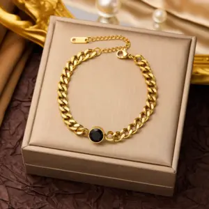 A [5208] Black Diamond Bracelet / Gold