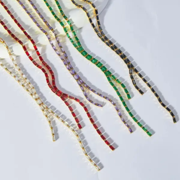 Wholesale PVD Coated Real Gold Plated 18K Quadrilateral 304 Stainless Steel Elegant Simple Style Waterproof Non Tarnish Pendant Necklace