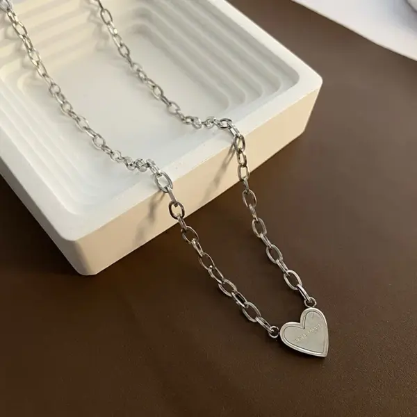 Wholesale 304 Stainless Steel Heart Shape Vacuum Plating Real Gold Plating Titanium Steel Real Gold Plated Simple Style Waterproof Non Tarnish Gold Necklace
