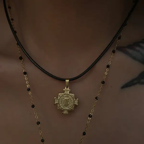 PVD Coated 18K Gold Plated Cross Conch 304 Stainless Steel Casual Cute Waterproof Non Tarnish 304 Stainless Steel Pendant Necklace