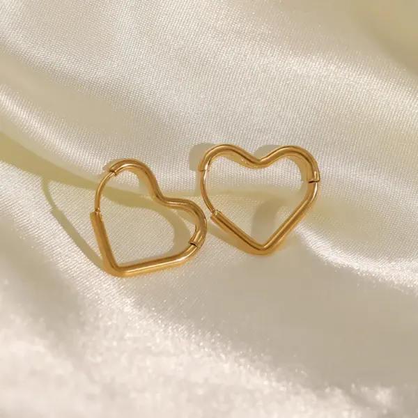 Wholesale Romantic Heart Shape Gold Plated 304 Stainless Steel PVD Coated Earrings