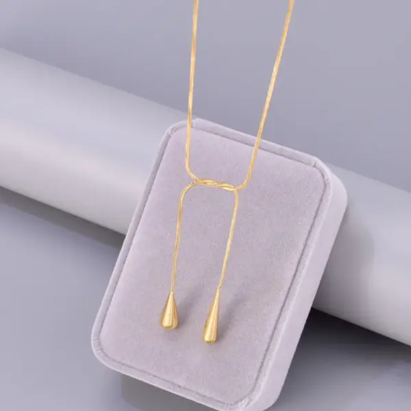 PVD Coated Real Gold Plated Heart Shape Titanium Steel Ethnic Style Waterproof Non Tarnish Titanium Steel Necklace