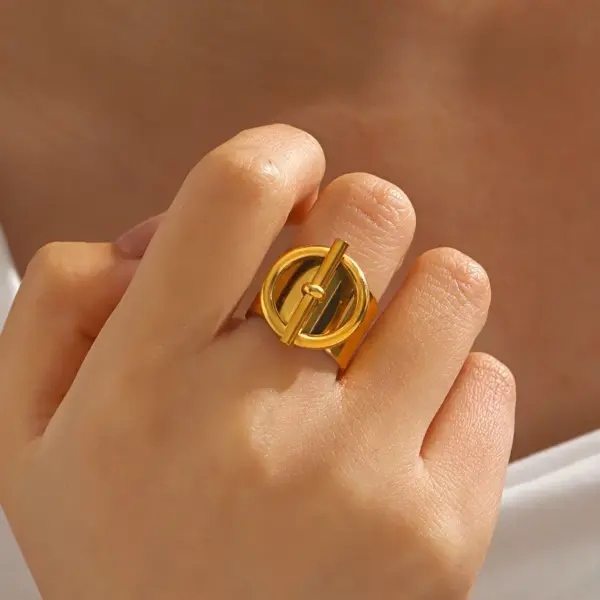 Wholesale Ion Plating (IP) 18K Gold Plated Round 304 Stainless Steel Cute Simple Style Waterproof Non Tarnish Open Rings