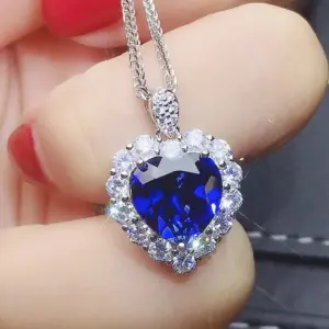 Wholesale Fashion New Inlaid Royal Blue Love-shaped Copper Necklace