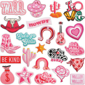A set of 23 pieces c style