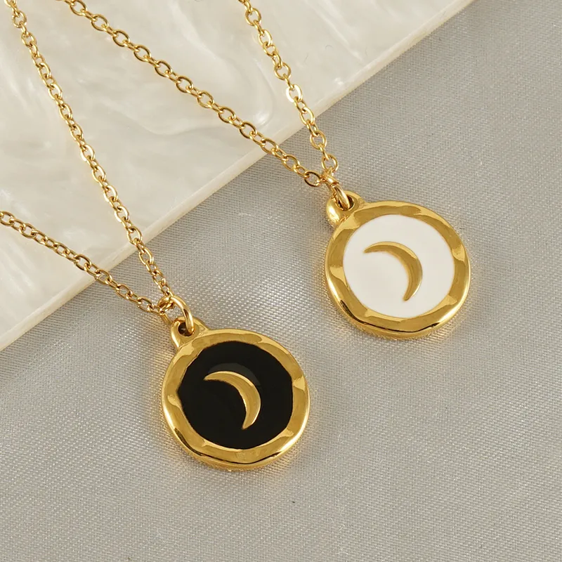 Wholesale PVD Coated 18K Gold Plated Moon Stainless Steel Hip-Hop Commute Cool Style Waterproof Non Tarnish 304 Titanium Pendant Necklace