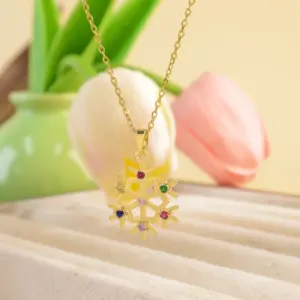 Xl2677 Christmas Snowflake Necklace / Gold