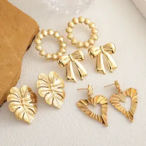 Wholesale Style Stainless Steel Simple Leaf-Shapepd Stud Earrings Bow Love Heart Stud Earrings Exaggerated Metallic Non-Fading Big Ear Ring