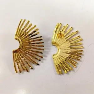 Gold Earrings072 / 18k