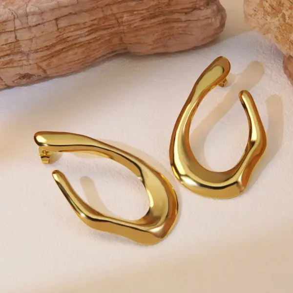 1 Pair Classic Style Asymmetrical Irregular 304 Stainless Steel Imitation Gold Electroplating Ear Studs