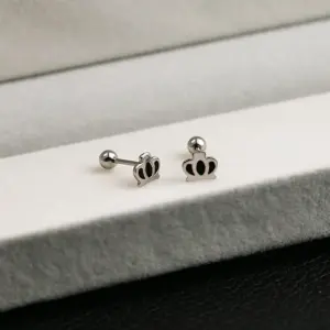E5766-10/Crown