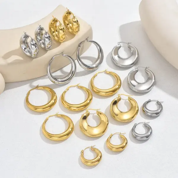 304 Stainless Steel C Shape PVD Coated 18K Gold Plated 18K Gold Simple Style Classic Style Waterproof Non Tarnish Plating Gold Sier Ear Studs