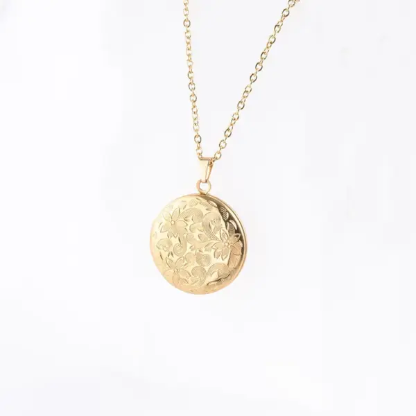 Wholesale PVD Coated 18K Gold Rose Gold Real Gold Plated Round Solid Color Flower Stainless Steel Retro Waterproof Non Tarnish 304 Stainless Steel Lobster Trigger Clasp Closure Pendant Necklace